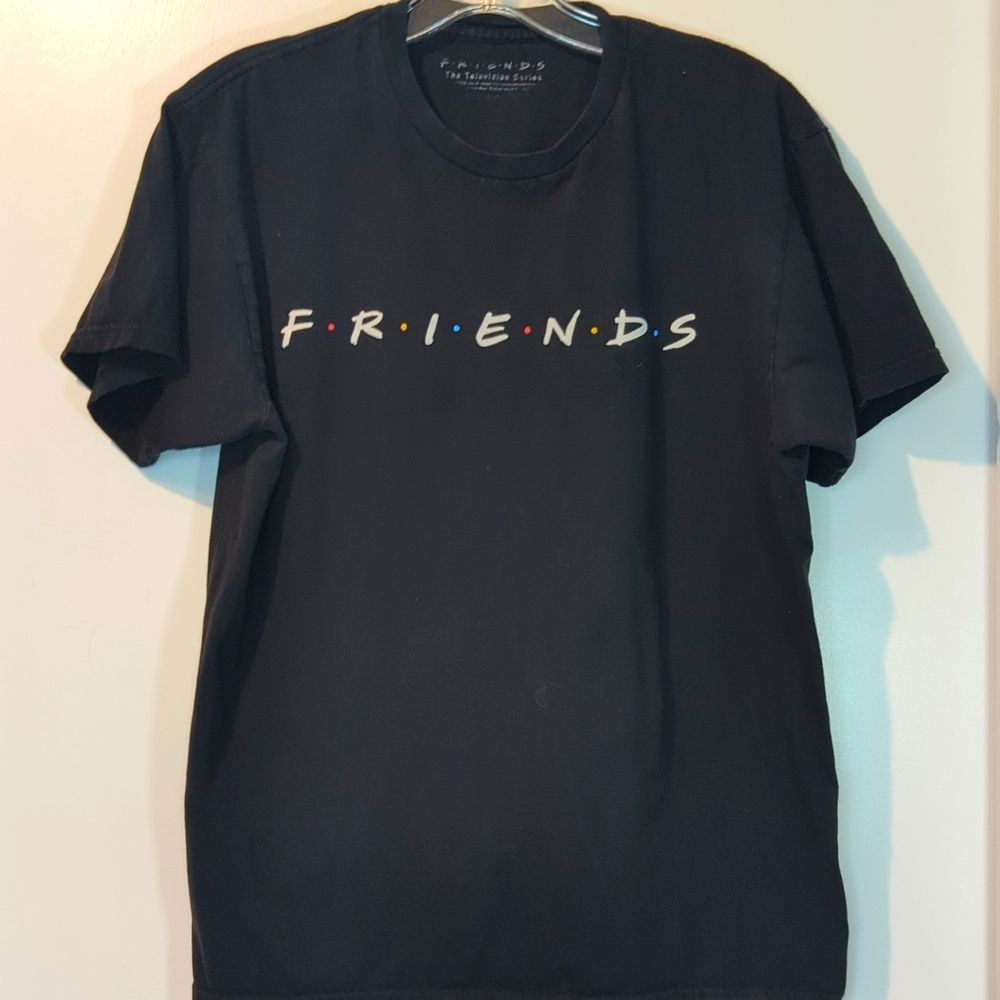 Friends black t-shirt